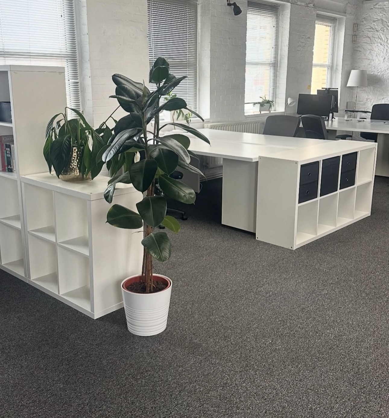 Post-construction office buildout cleaning in Toronto